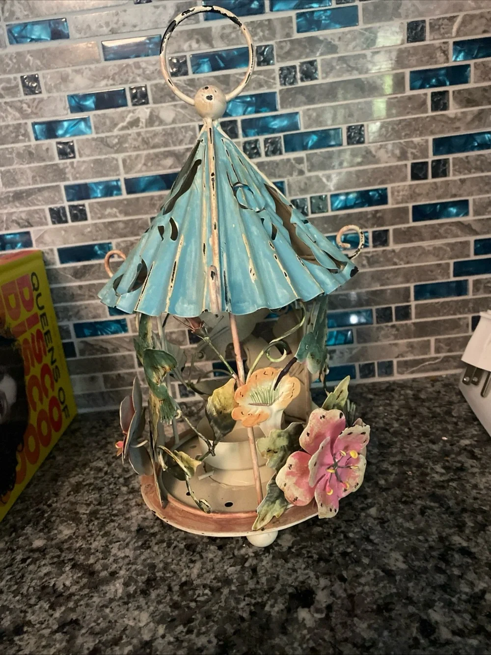 Yankee Candle 3D metal shabby chic hanging hummingbird tealight holder vintage